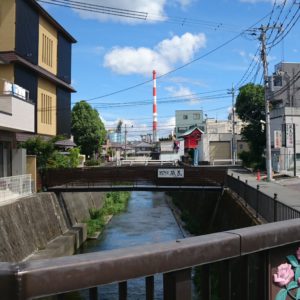 吉原の栄橋から見える煙突