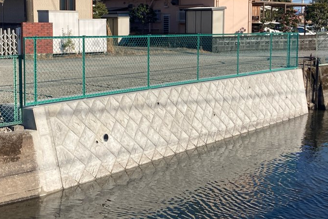 令和６年度　一級河川富士早川河川改良工事（護岸工）